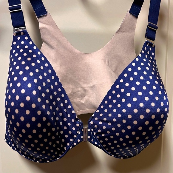 Soma Other - 🐸 Soma Polka dot Banishing back Bra size 38D. Like new. Cute !